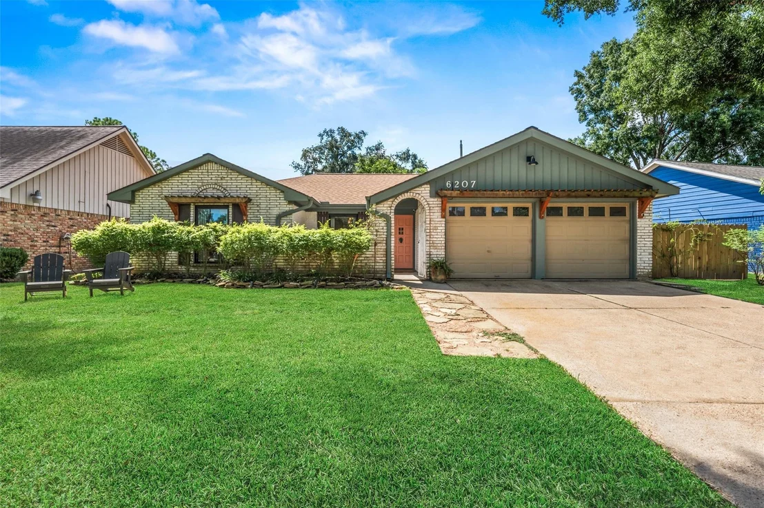 Photo of 6207 Spruce Forest Drive