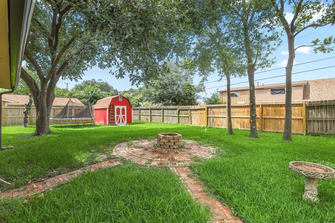 Photo of 5011 Arrowhead Drive