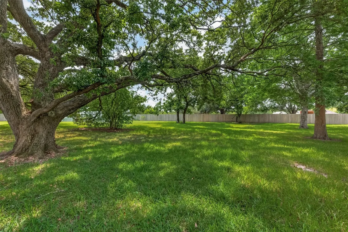 Photo of 5606 Highland Road