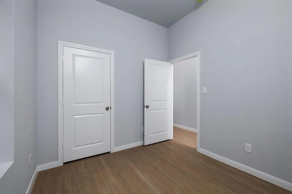 Photo of 18832 Elegance Avenue