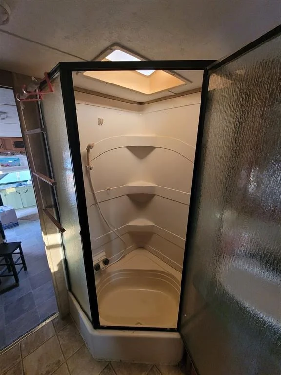 Photo of 1214 Van Sant
