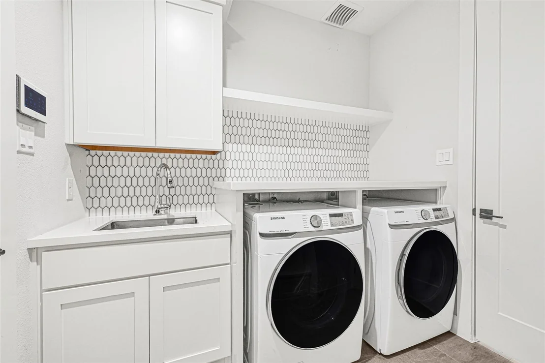 Photo of 32703 Warbler Court