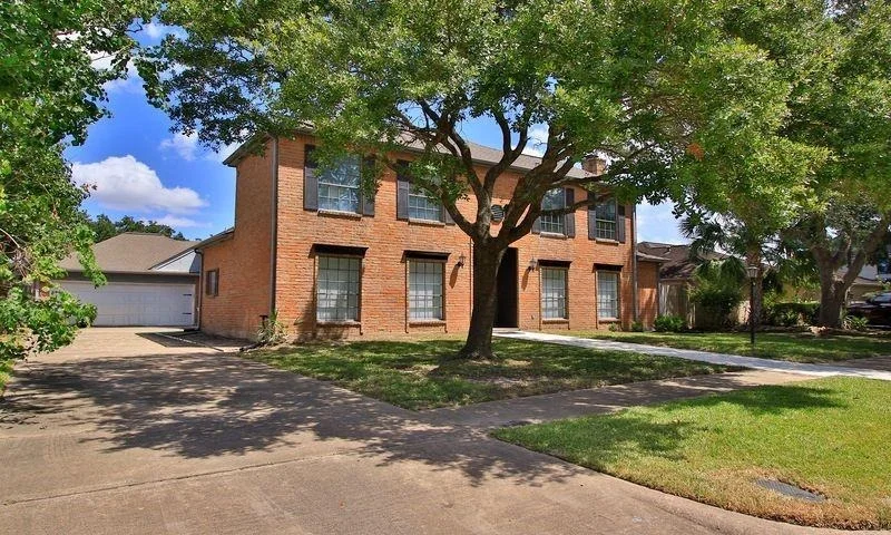 Photo of 8006 Albin Lane