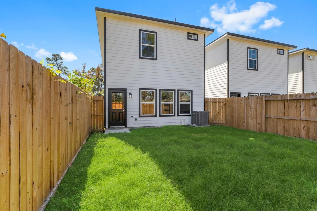 Photo of 8161 Crestview Drive