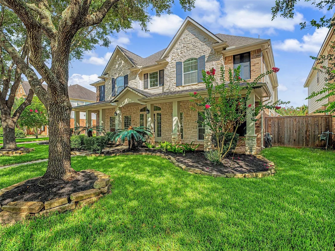 Photo of 2210 Fox Path