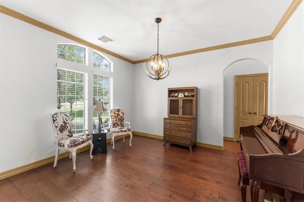 Photo of 602 Oak Ridge Grove Circle