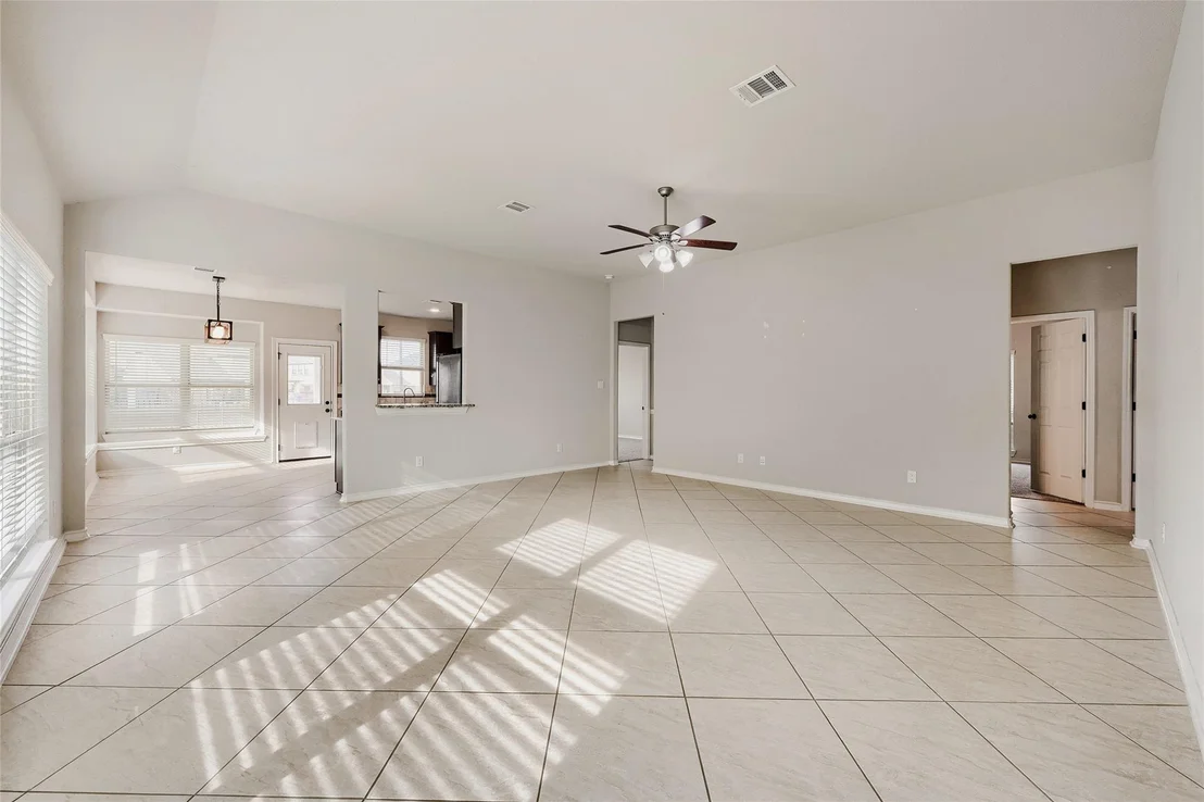 Photo of 6210 Mason Way