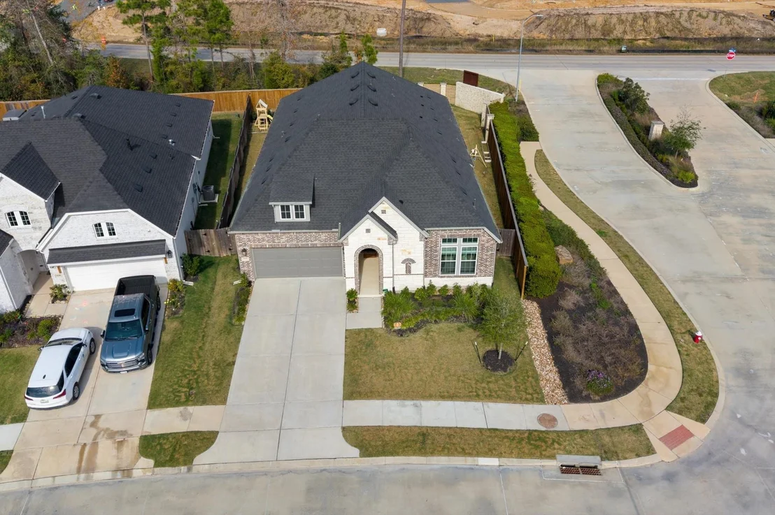 Photo of 1602 Alpine Drive
