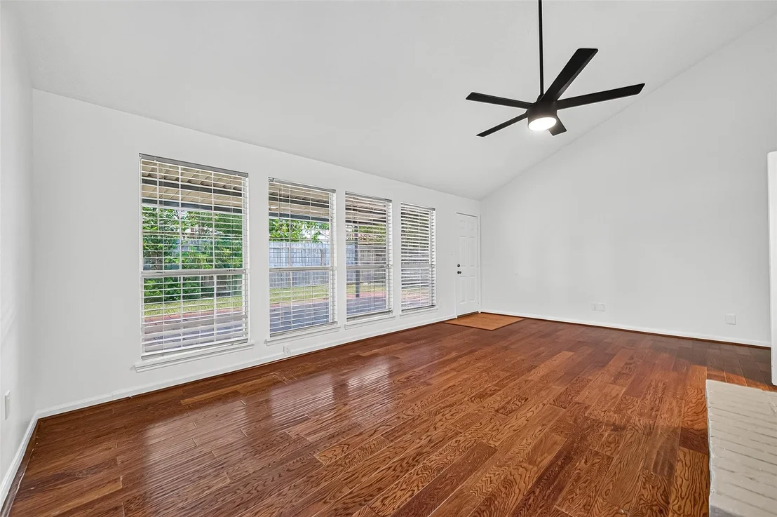 Photo of 15814 Boulder Oaks Drive