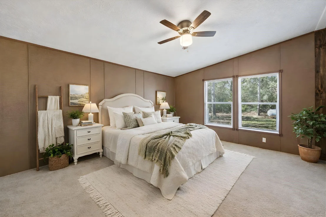 Photo of 10754 Lake Shore Drive