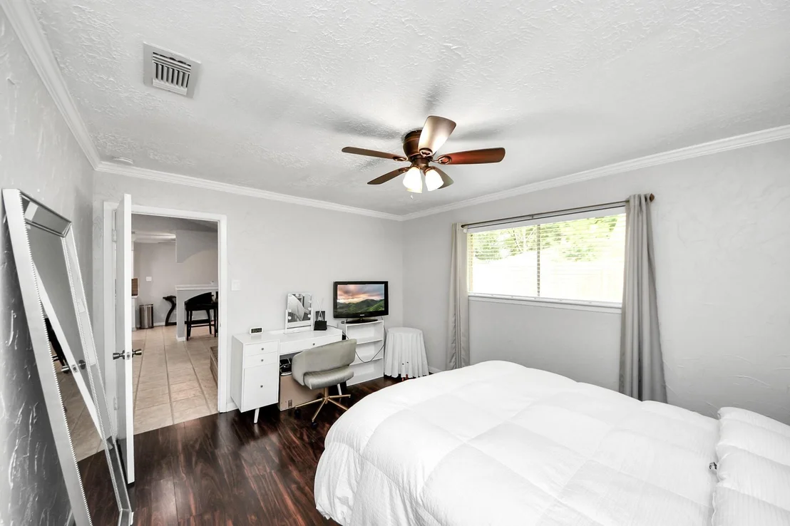 Photo of 4519 Towergate Drive
