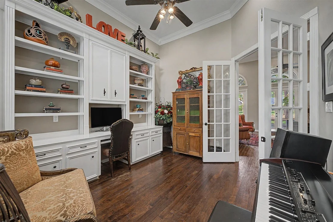 Photo of 1053 Bentwater Drive