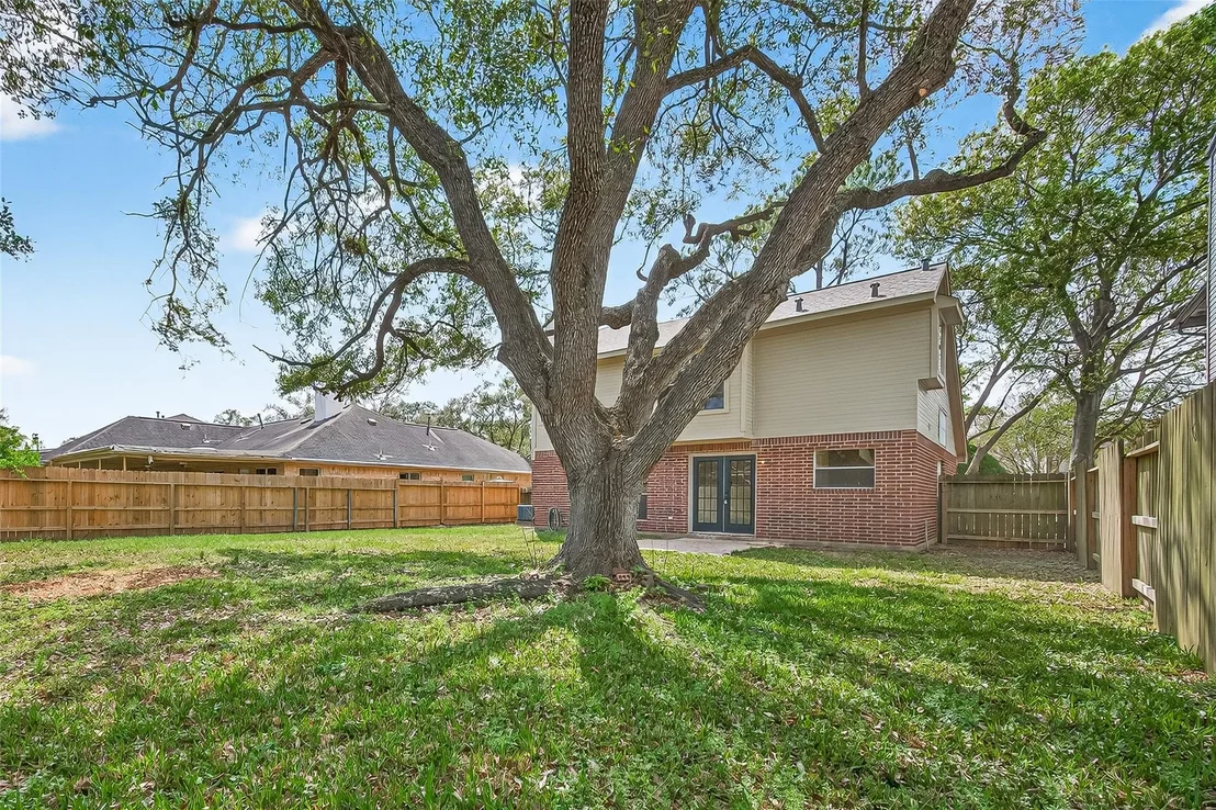 Photo of 1027 Long Prairie Drive
