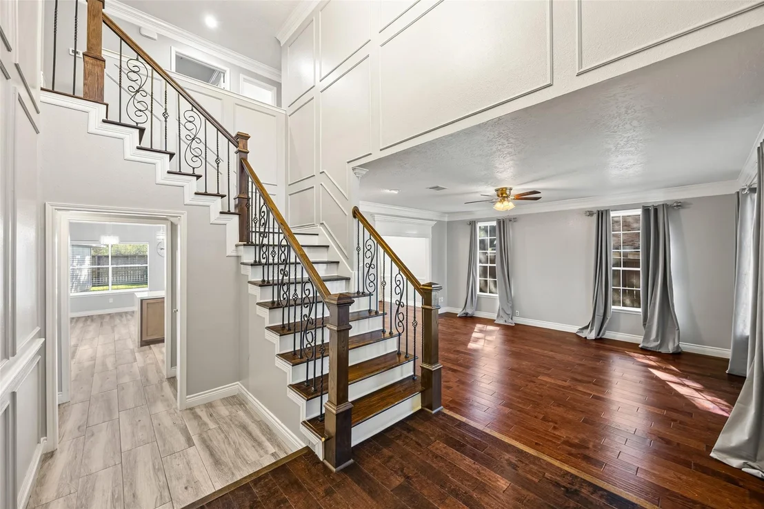 Photo of 6822 Kemper Drive