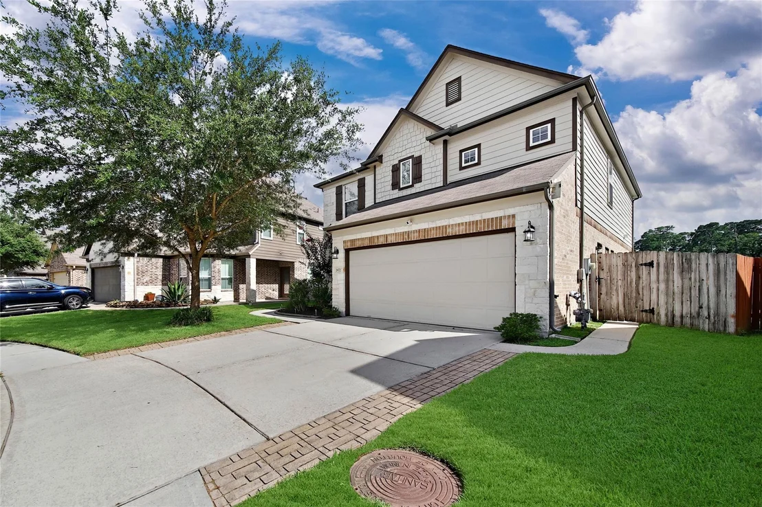 Photo of 2672 Magnolia Fair Way