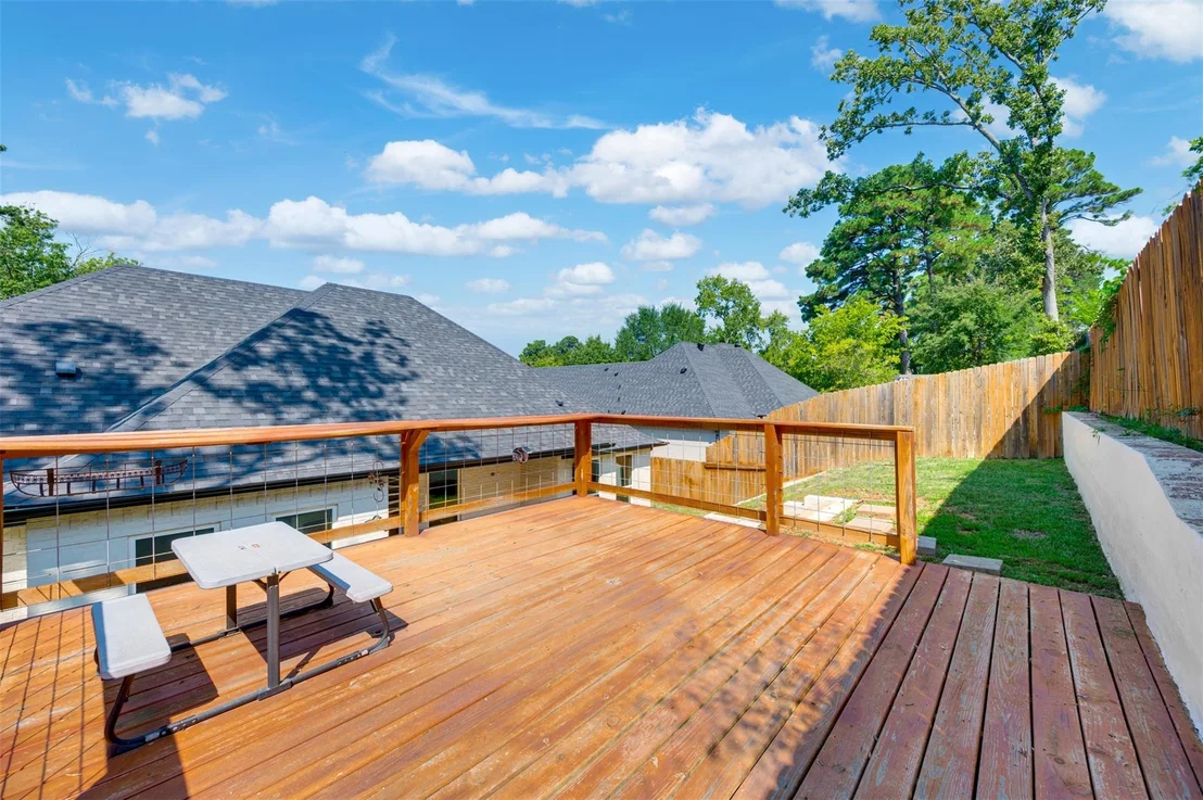 Photo of 2830 Juniper Lane