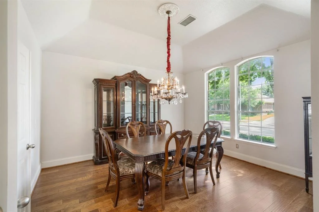 Photo of 11111 Hillside Glen Trail