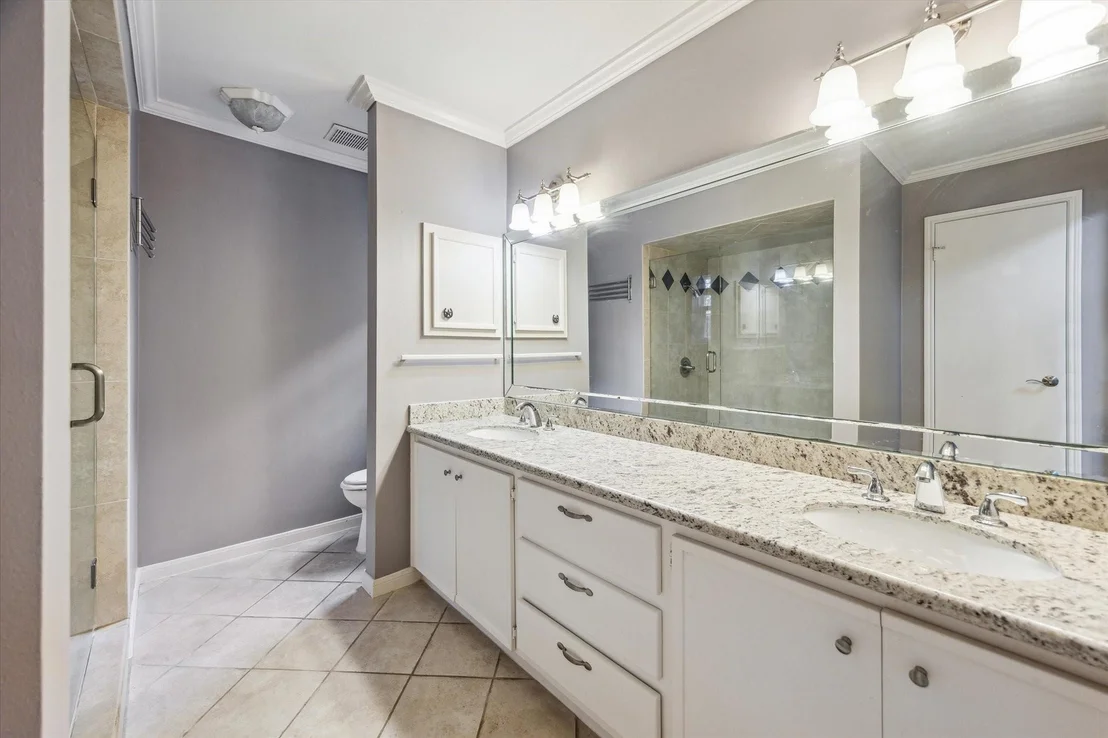 Photo of 1706 Cherry Bend Drive