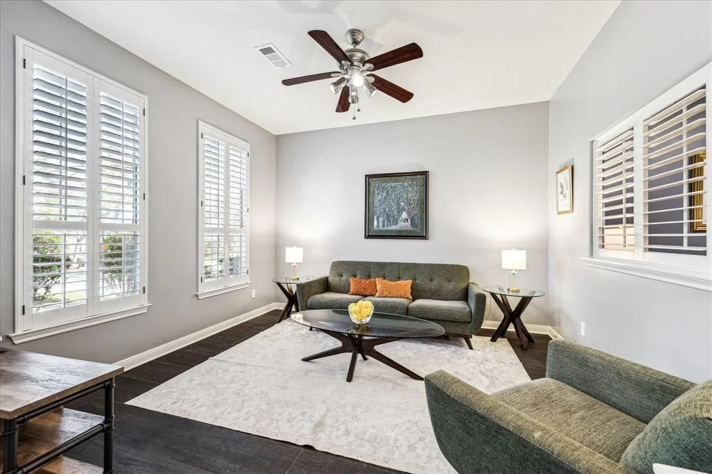 Photo of 54 E Beckonvale Circle