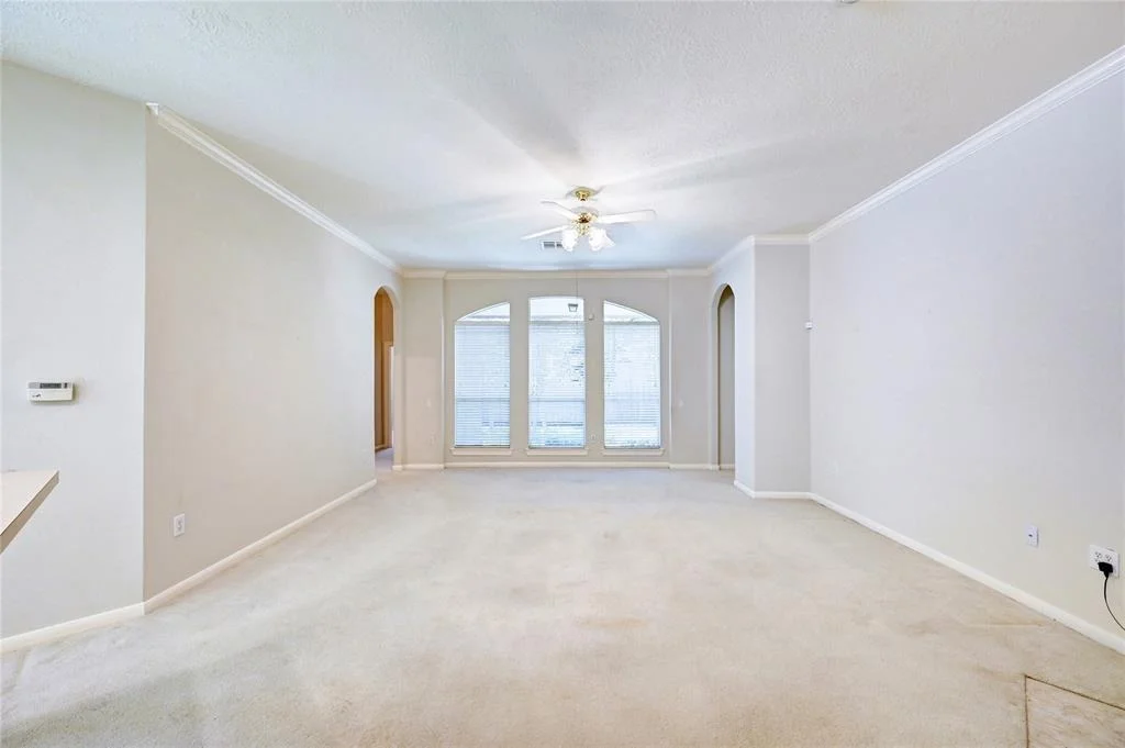 Photo of 42 N Belfair Place