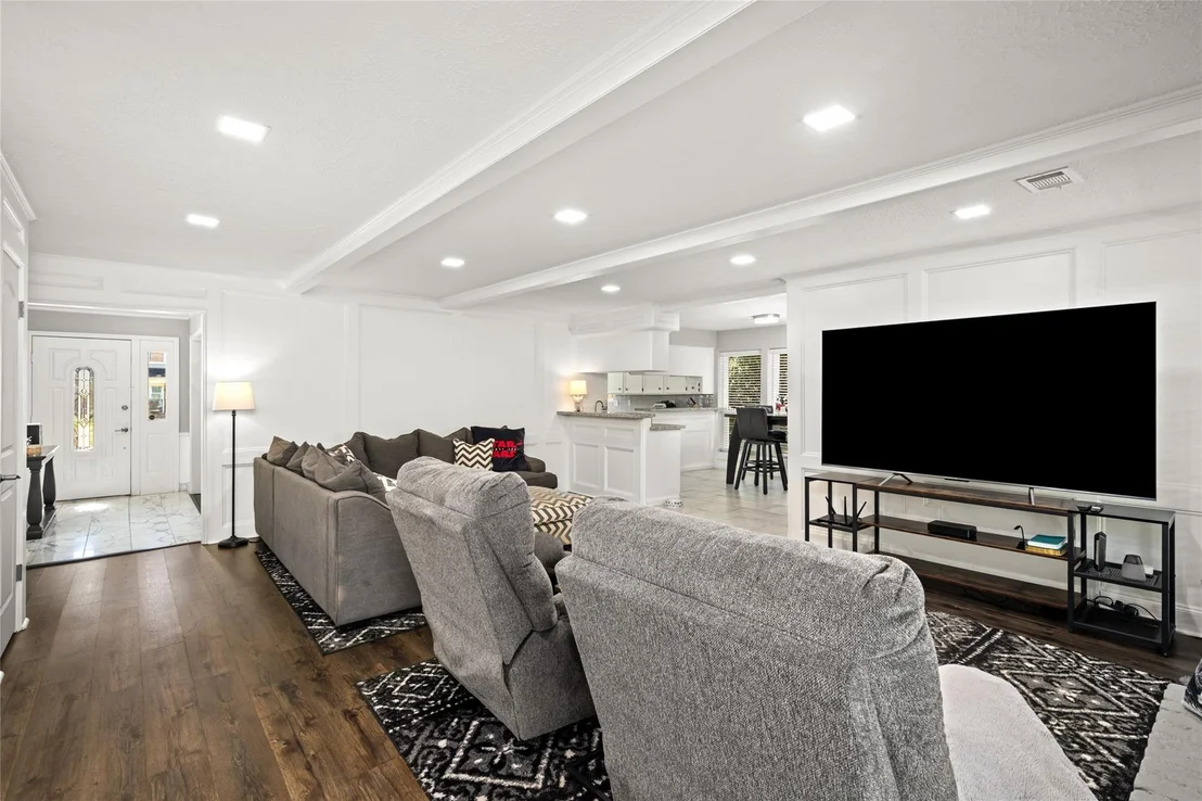 Photo of 5318 Springton Lane
