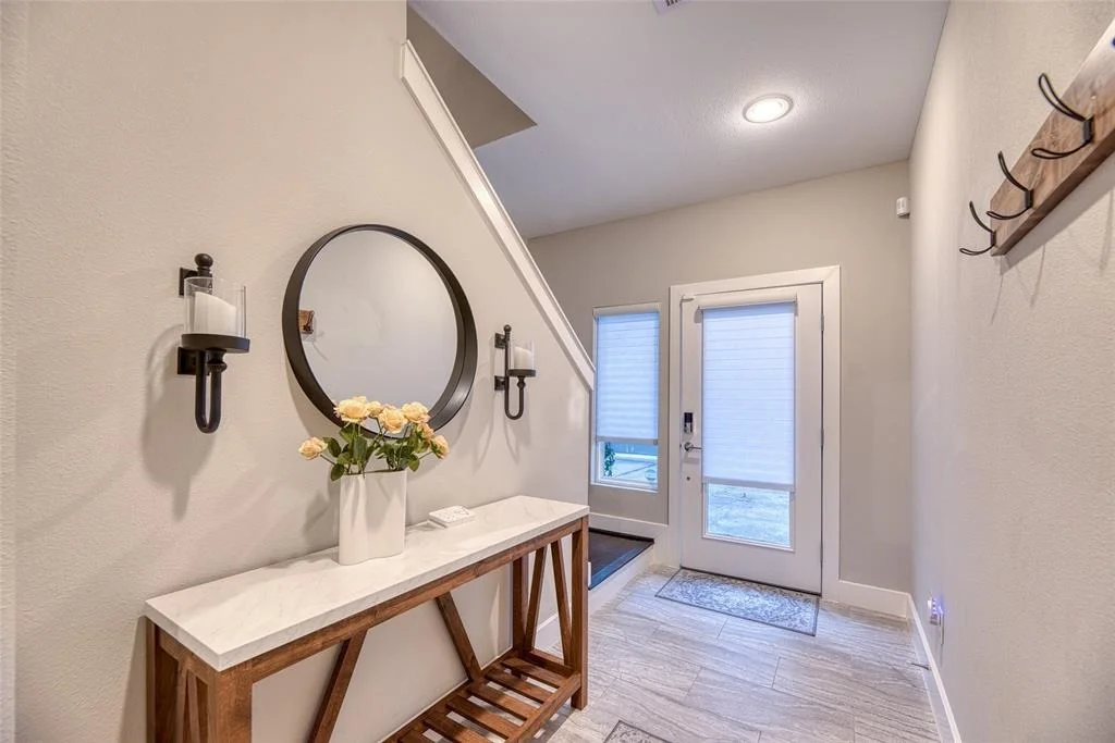 Photo of 2414 Cochran Street