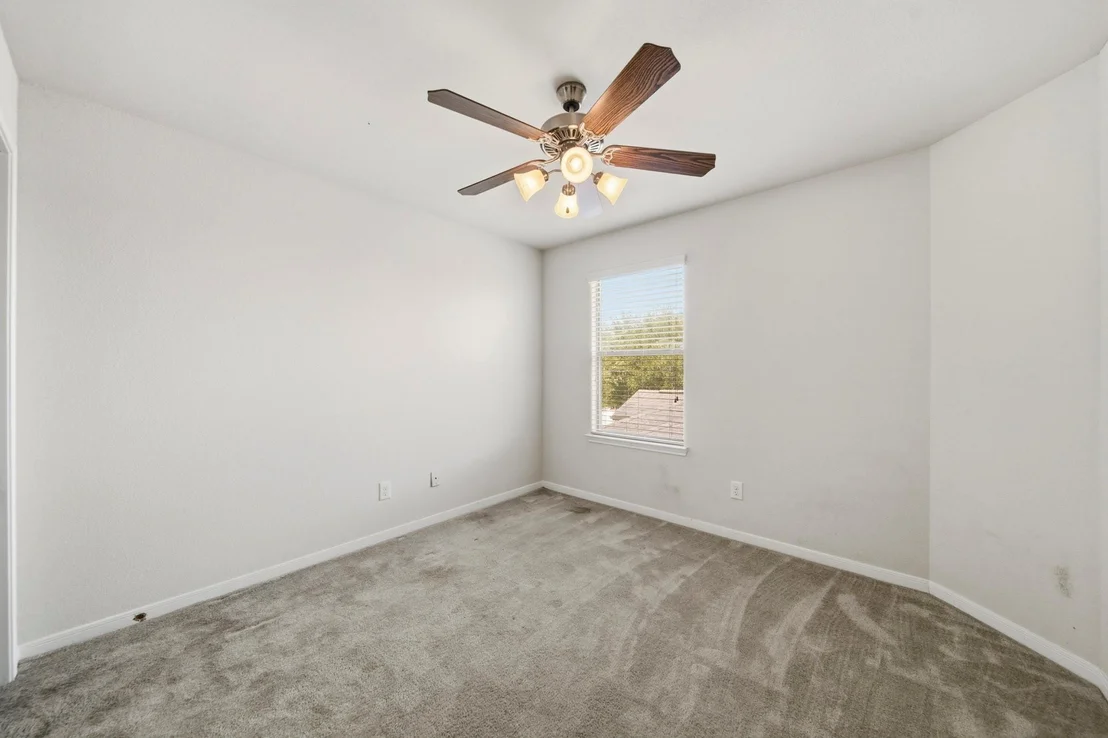 Photo of 1115 Honeysuckle Vine Drive