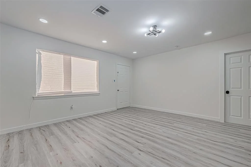 Photo of 10521 Cathedral Drive
