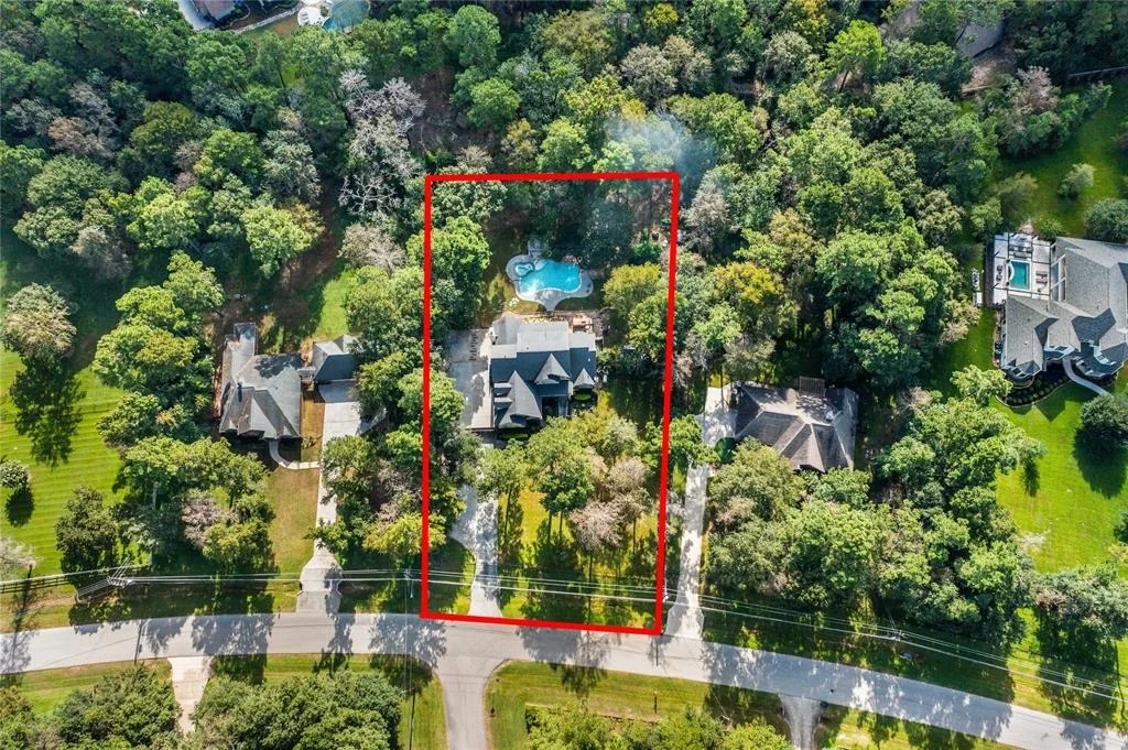 Photo of 32430 Edgewater Drive