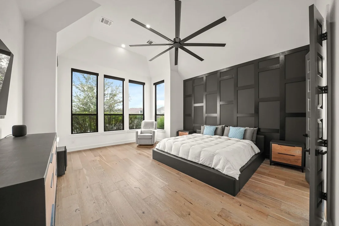 Photo of 2932 Harbor Spring Way
