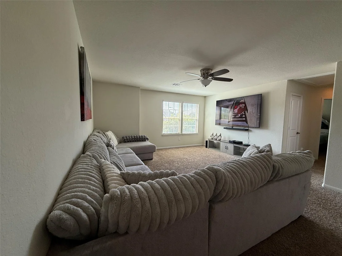 Photo of 7126 Edwanna Lane