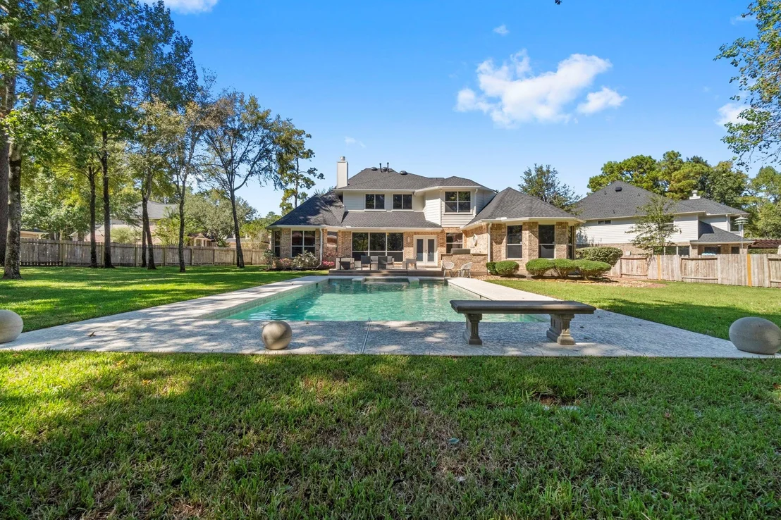 Photo of 6 Marquise Oaks Place