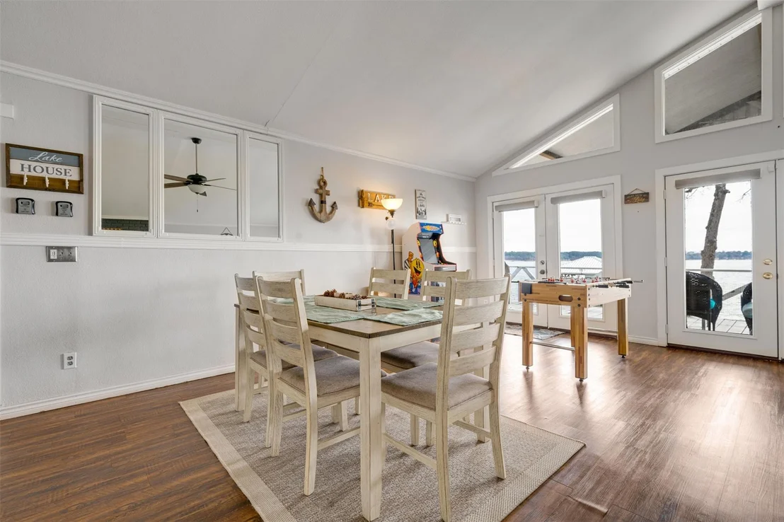 Photo of 1067 Beachside Drive