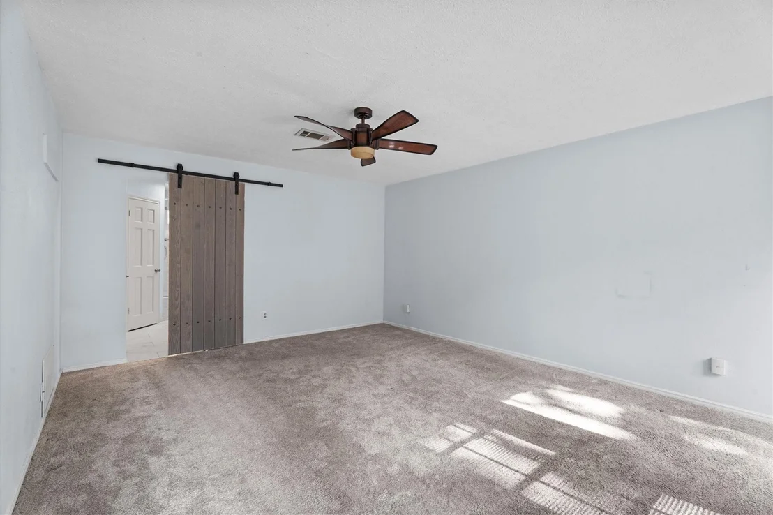 Photo of 25319 Old Carriage Lane