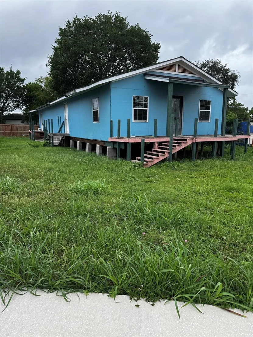 Photo of 522 Grand Avenue