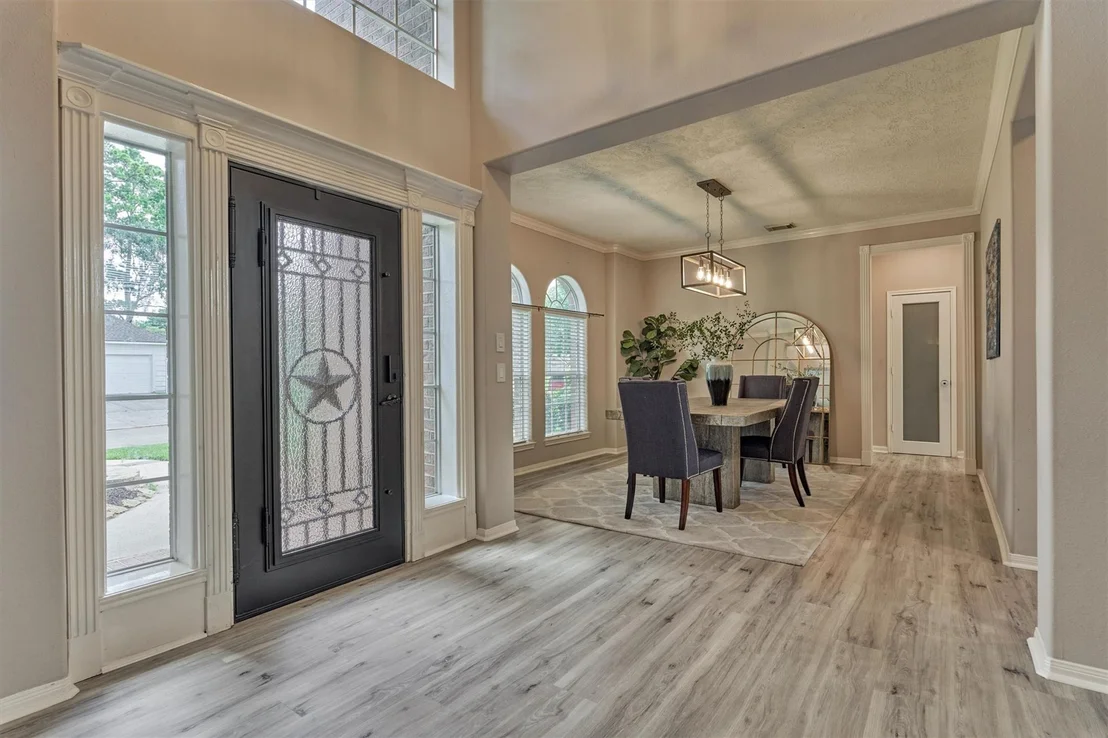 Photo of 24811 Giltspur Way