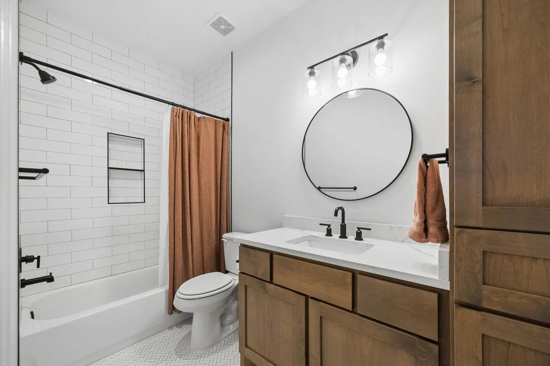 Photo of 5131 Timber Ridge Drive