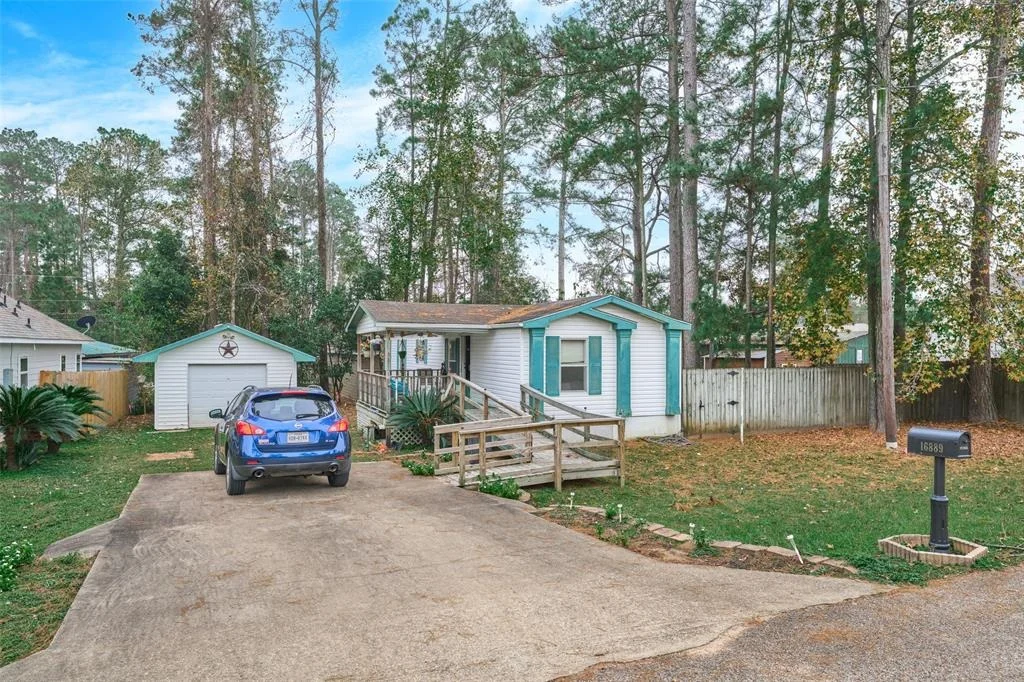 Photo of 16889 W Hammon