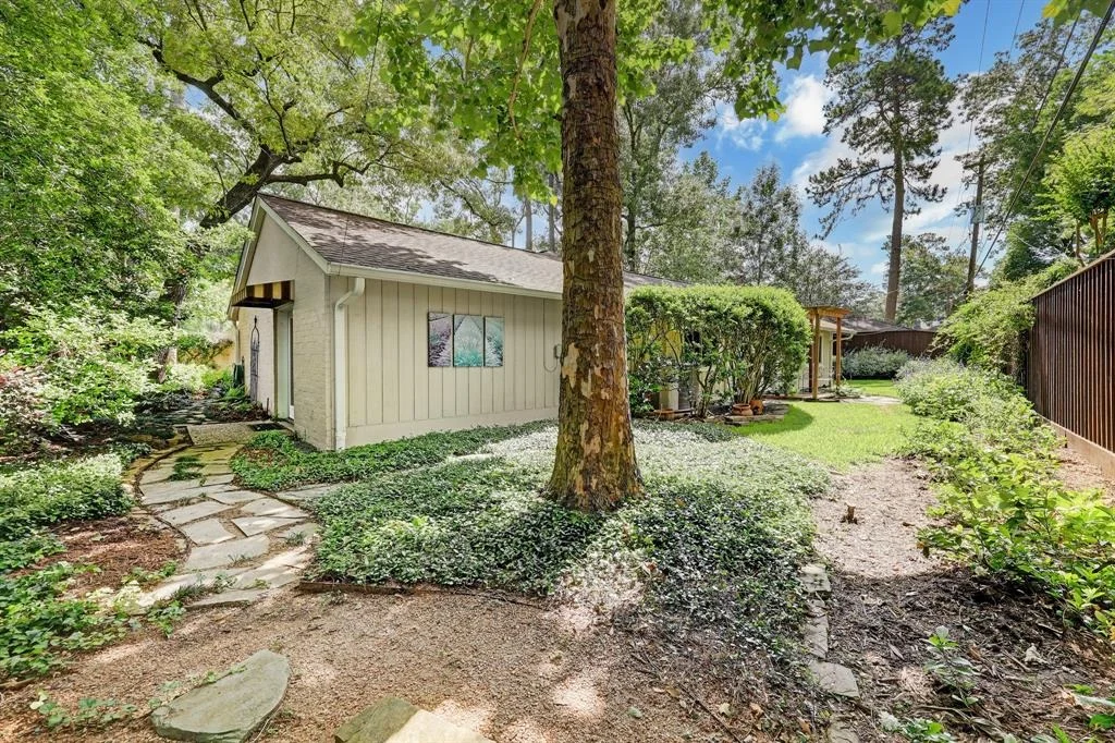 Photo of 10303 Briar Drive