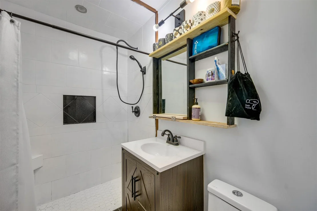 Photo of 4737 Sunrise Drive