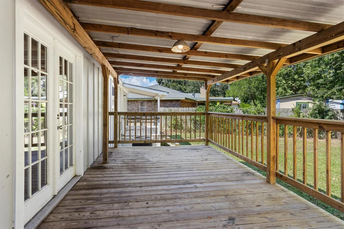 Photo of 14260 Shadow Bay Drive
