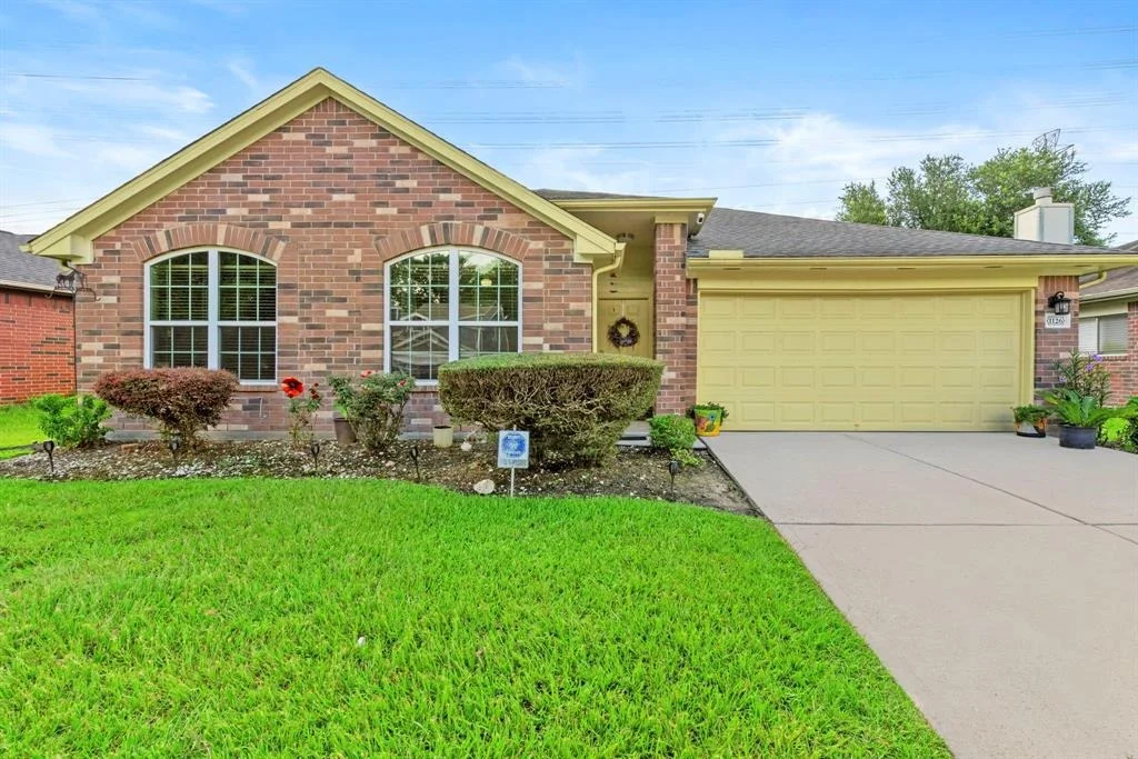Photo of 1126 Heathfield Drive
