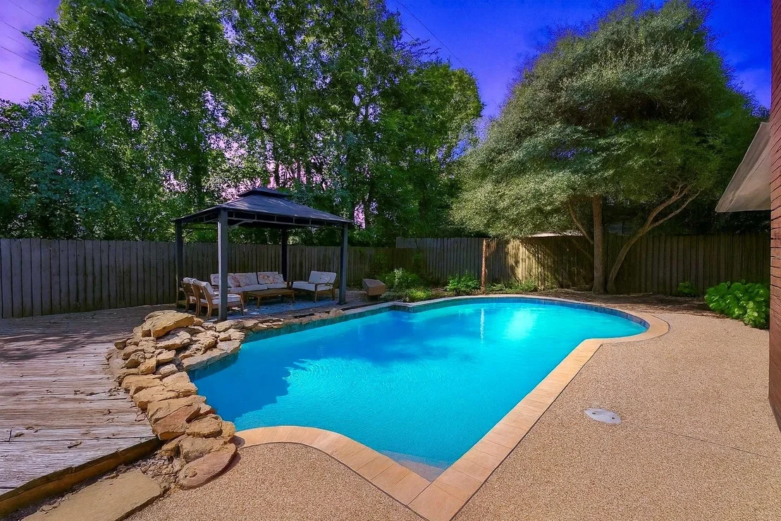 Photo of 6107 Sandypine Drive
