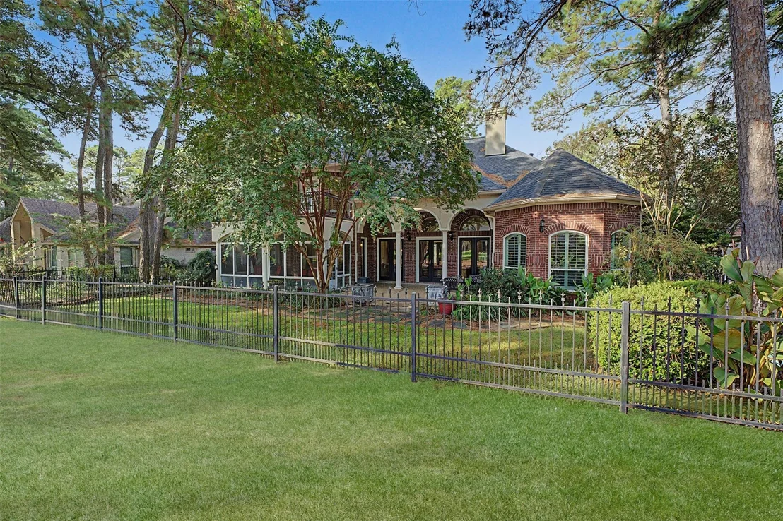 Photo of 1053 Bentwater Drive