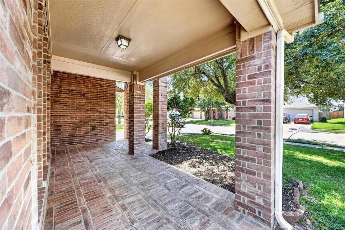 Photo of 19246 Hopeview Court