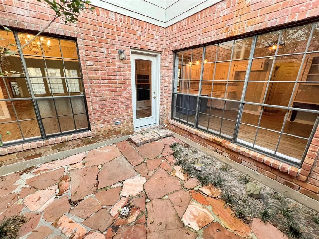Photo of 6202 Squires Court
