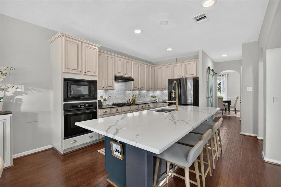 Photo of 9231 Barnsford Lane