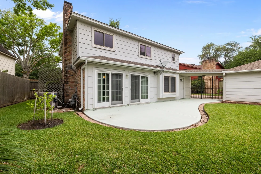 Photo of 4007 Valley Estates Drive