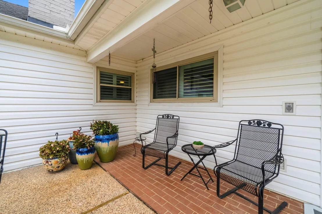 Photo of 222 Laura Lane