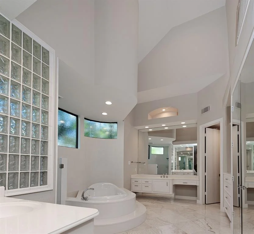 Photo of 31 Chestnut Hill Court